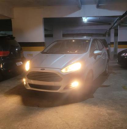 FORD FIESTA 1.6 SE HATCH 16V FLEX 4P MANUAL